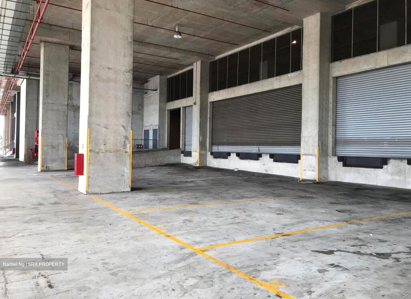Gul Way (D22), Warehouse #510294561